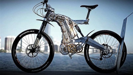 Tudi električnim kolesom koristi tehnološki napredek 